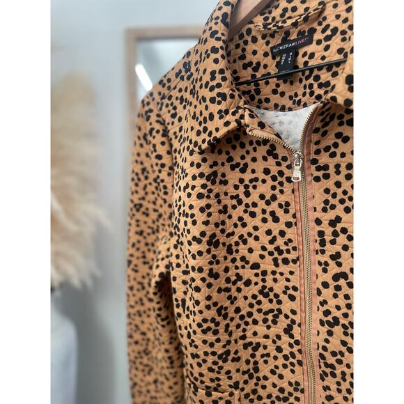 B1G2 FREE 🍁 Isaac Mizrahi Jacquard Dot Jacket Size Medium Lightweight Fall Zip - Picture 3 of 9